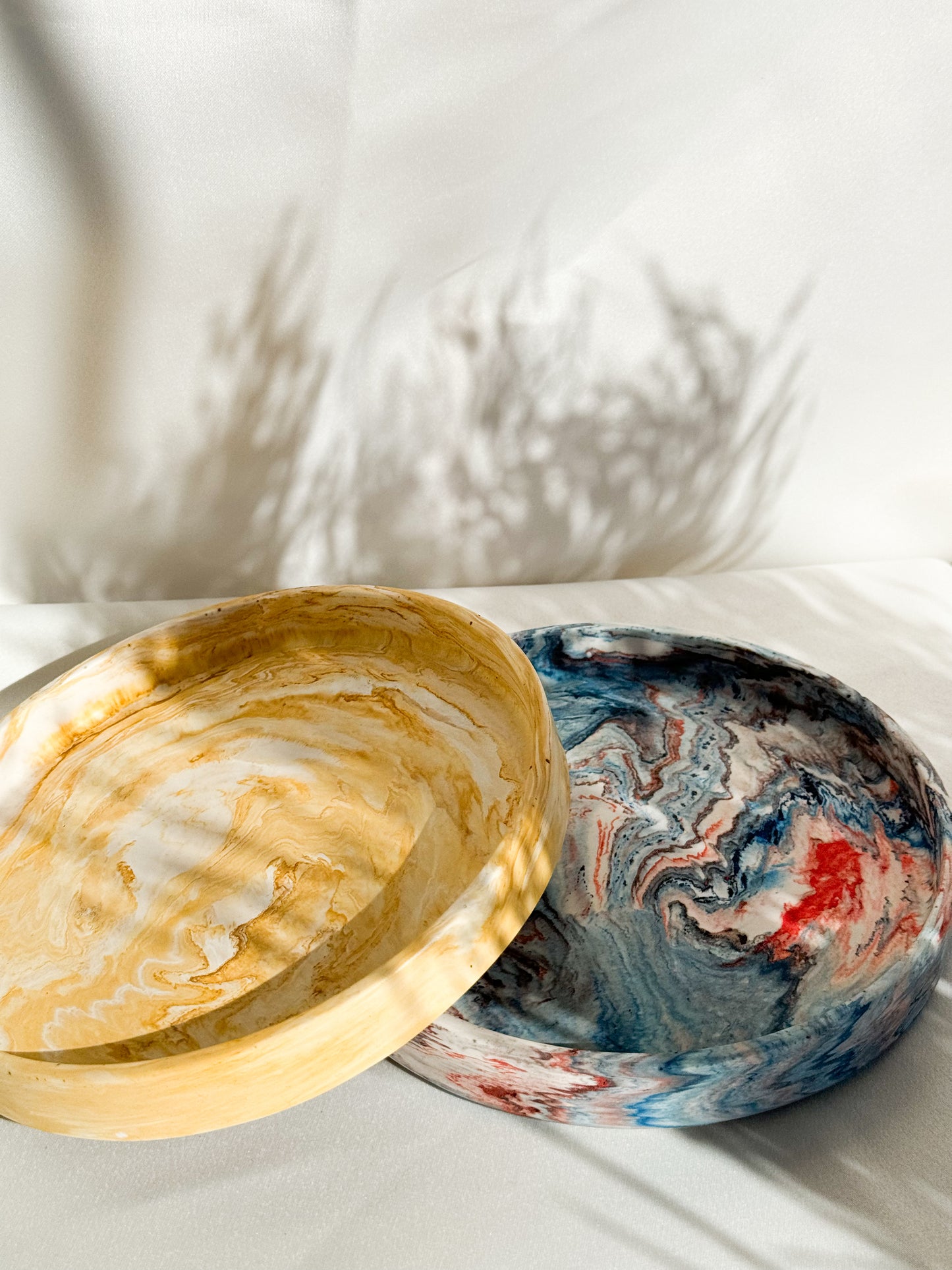 Medium Round Tray