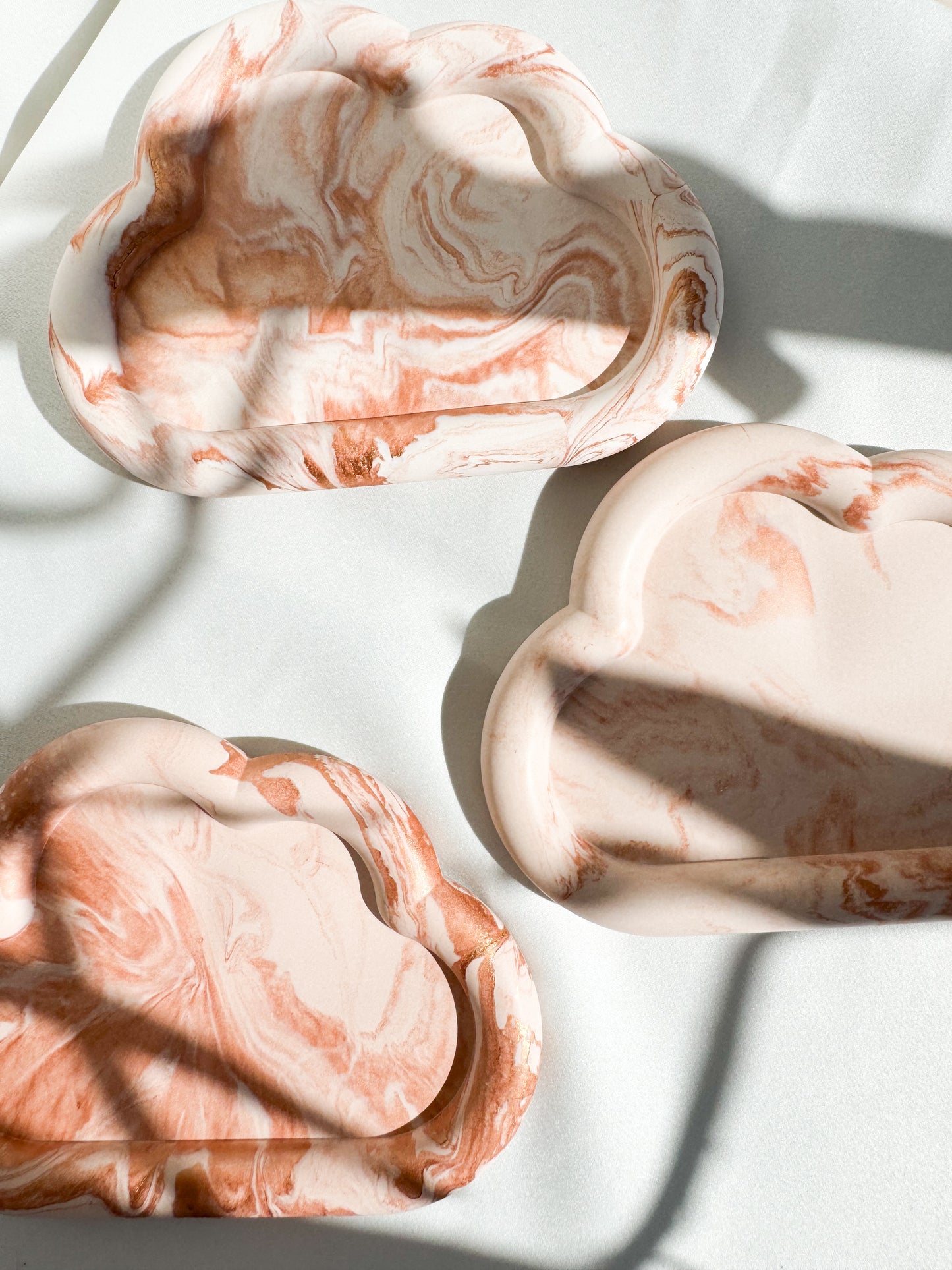 Cloud Trays White/Bronze
