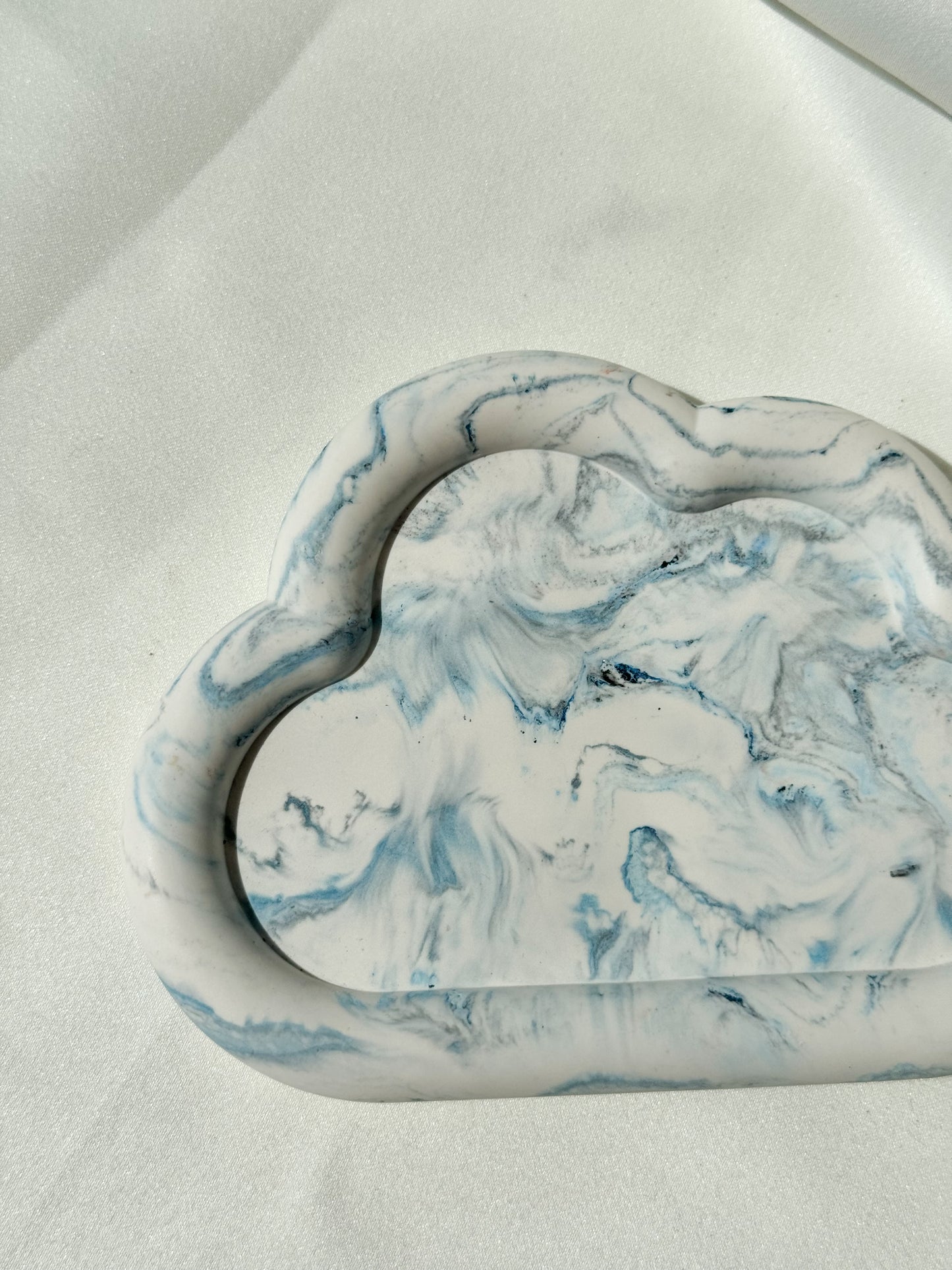 Cloud Tray