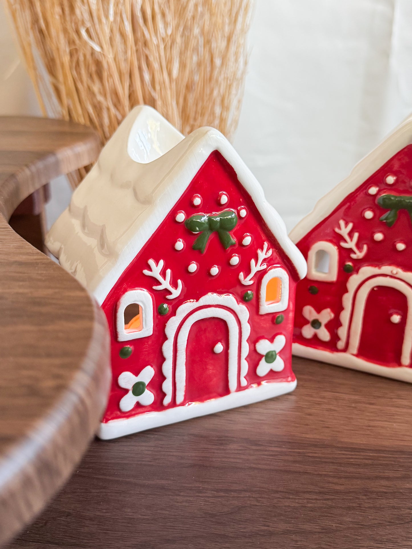 Wax Melter Christmas Red House